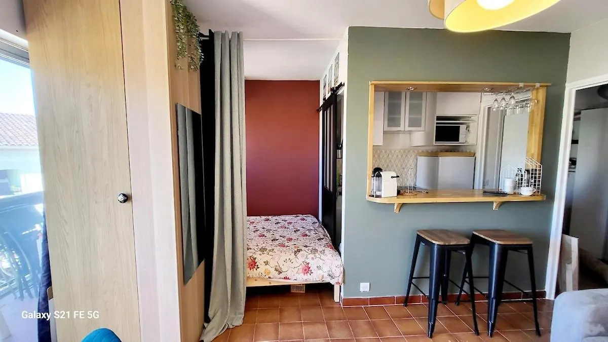 Joli Studio 2 Pas Du Port, Clim Et Au Calme Bandol Appartement