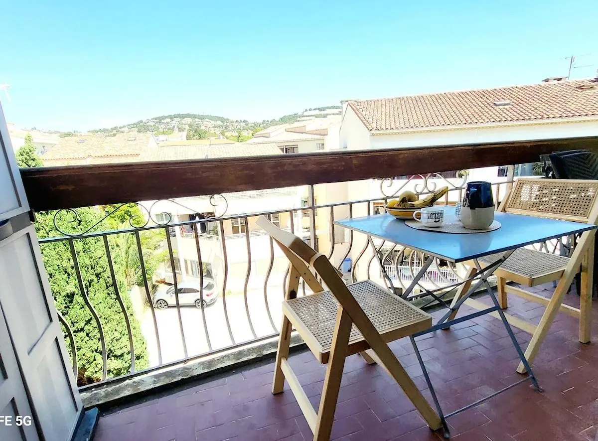 Joli Studio 2 Pas Du Port, Clim Et Au Calme Apartment Bandol